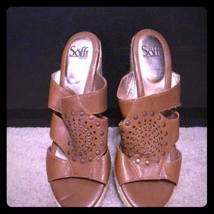Leather wedges